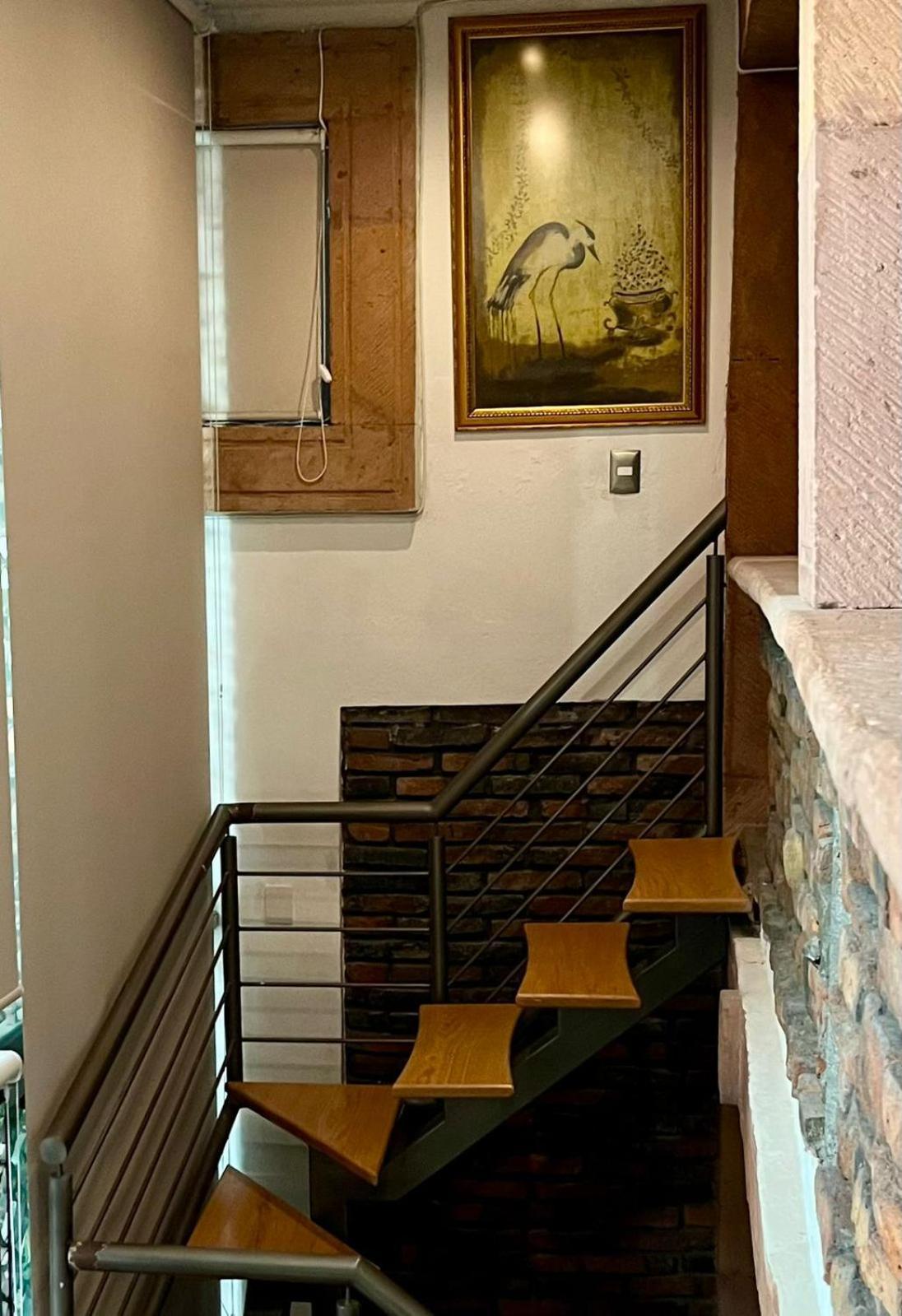 ホテル Casa Carmona 33 ケレタロ エクステリア 写真