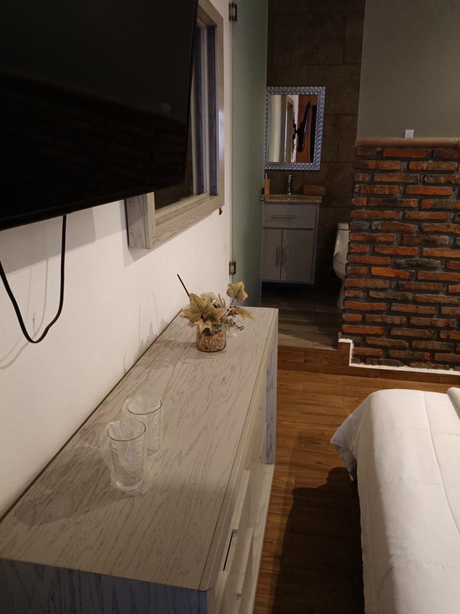 ホテル Casa Carmona 33 ケレタロ エクステリア 写真